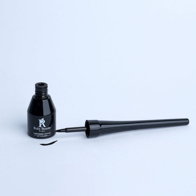 Ruby Beauty Dip Eyeliner