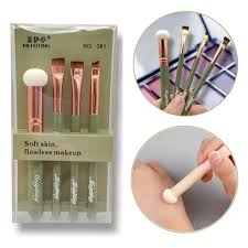 Soft Skin Make-up Brush